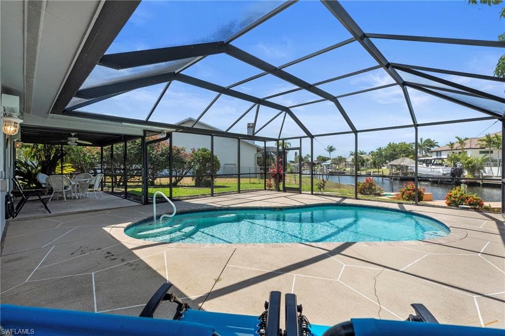 4902 Seville CT CAPE CORAL, FL 33904