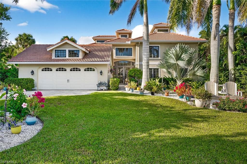 732 Windlass WAY SANIBEL, FL 33957