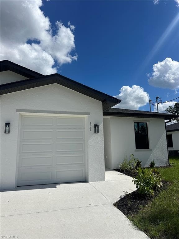 453 Bell BLVD S LEHIGH ACRES, FL 33974