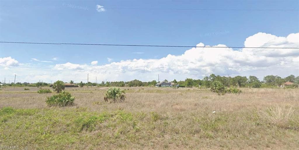 839 E Colyer ST LEHIGH ACRES, FL 33974