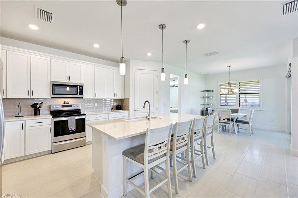 11001 Addison Lake CIR FORT MYERS, FL 33966