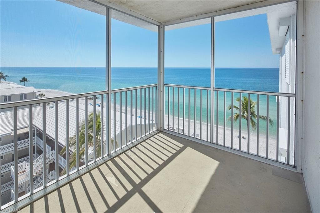 1919 Gulf Shore BLVD N 804 NAPLES, FL 34102