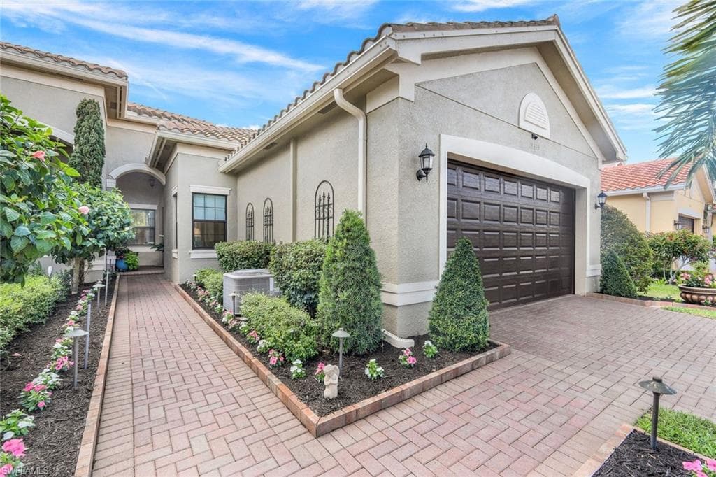 13339 Silktail DR NAPLES, FL 34109