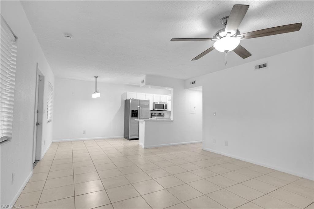 4601 Bayshore DR A2 NAPLES, FL 34112