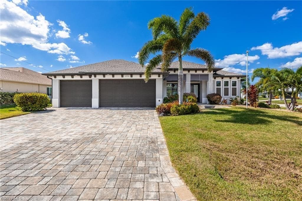 4504 SW 17th PL CAPE CORAL, FL 33914