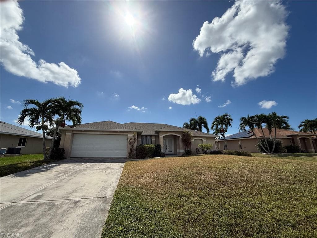 2018 SW 30th ST CAPE CORAL, FL 33914