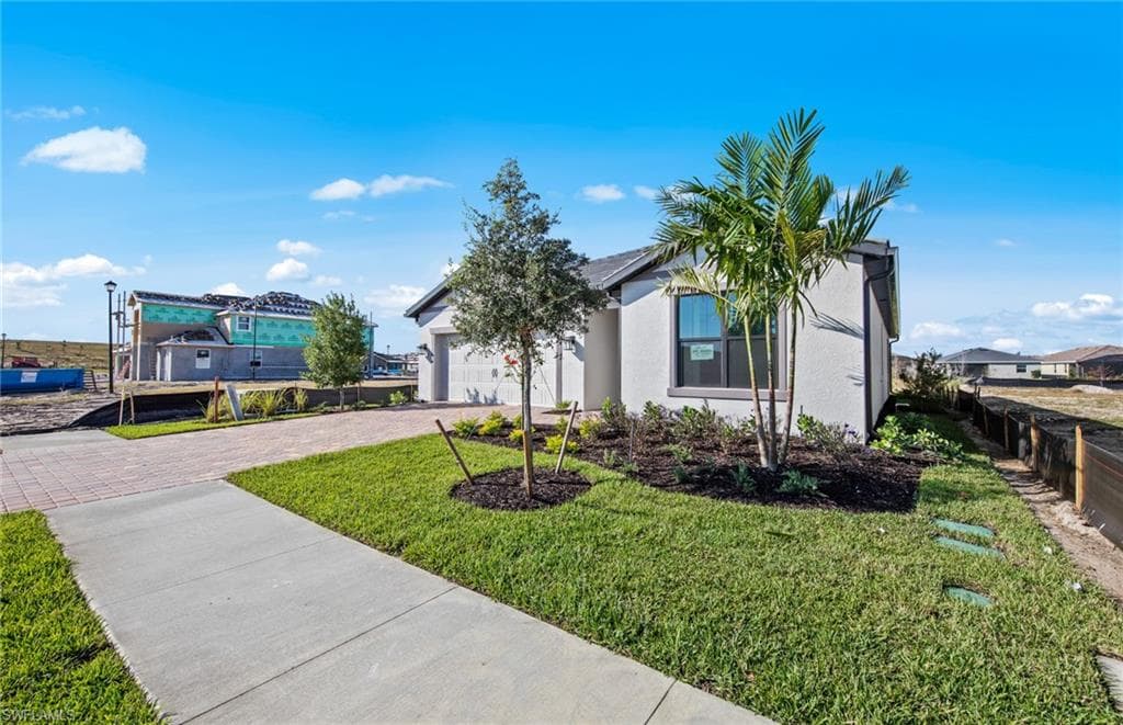 3957 Cranesbill CT ALVA, FL 33920