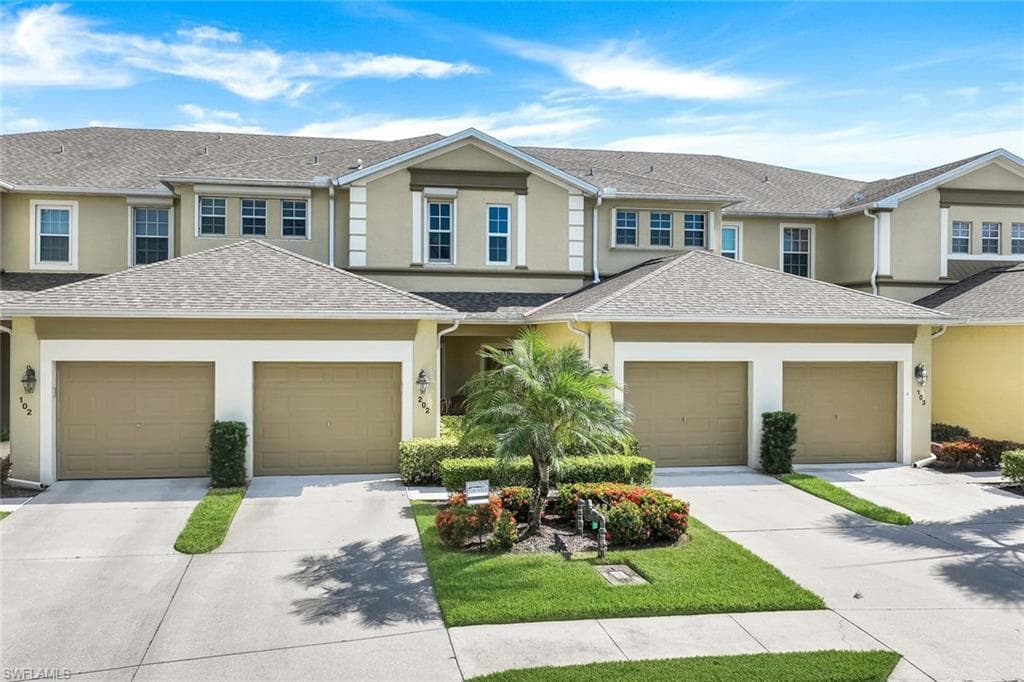 14712 Calusa Palms DR 202 FORT MYERS, FL 33919