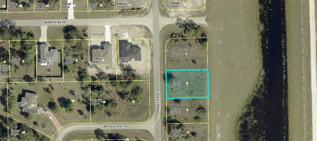 1003 Naples Ave S LEHIGH ACRES, FL 33974