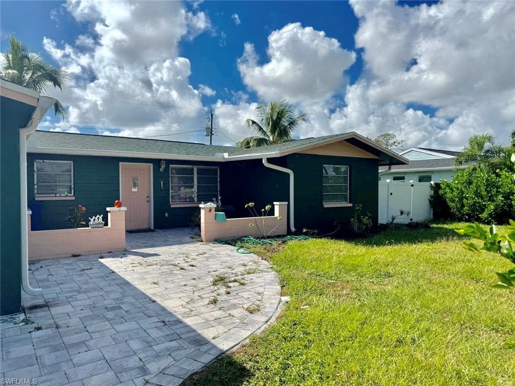 2354 Gorham AVE FORT MYERS, FL 33907