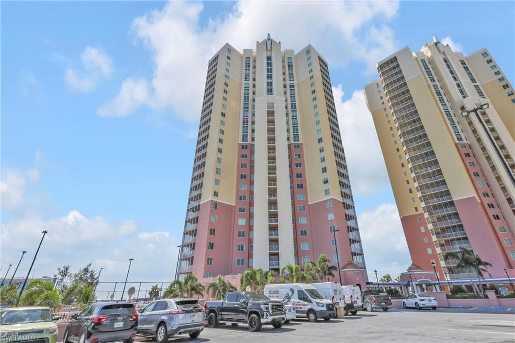 2743 1st ST 1206 FORT MYERS, FL 33916