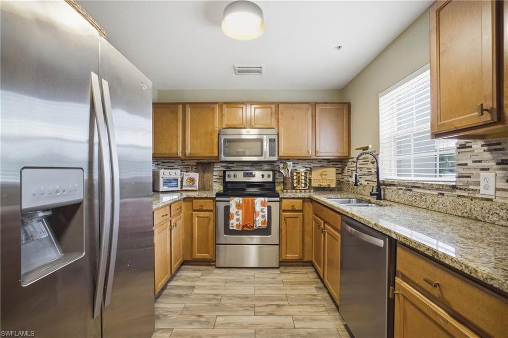 9059 Gervais CIR 1306 NAPLES, FL 34120