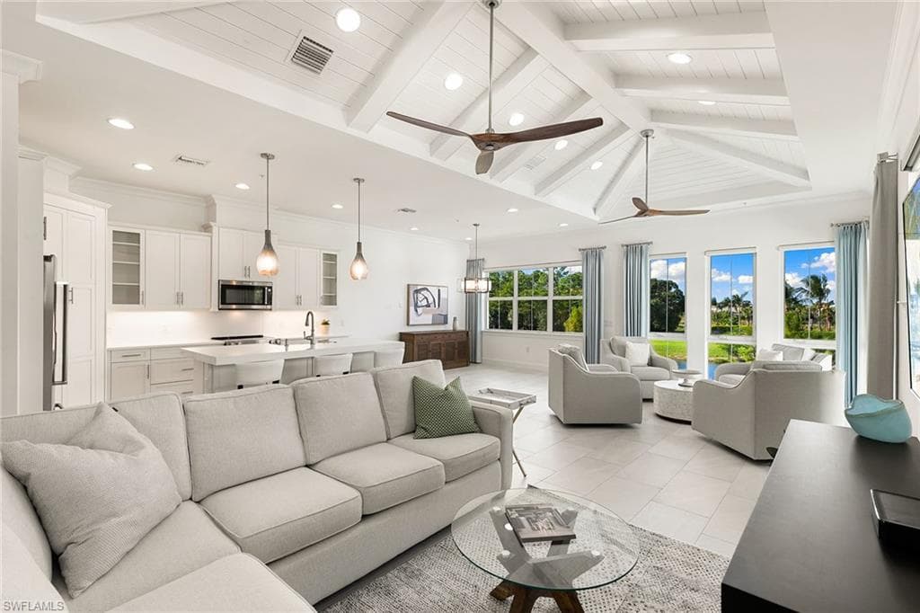 6585 Dominica DR 201 NAPLES, FL 34113