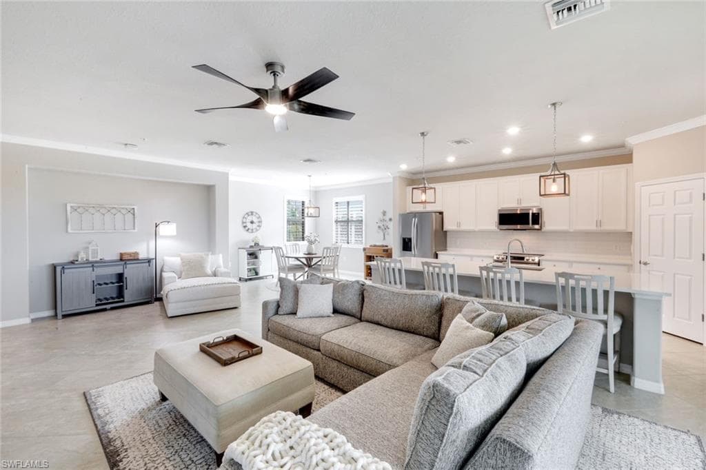 17280 Cherrywood CT 6002 BONITA SPRINGS, FL 34135