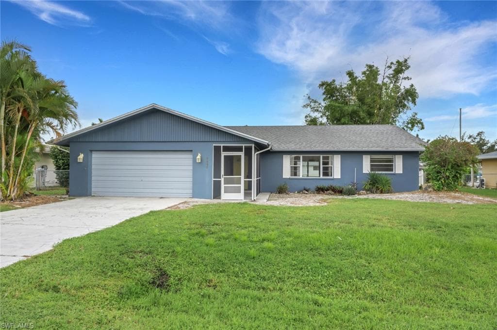 2302 15th TER CAPE CORAL, FL 33990