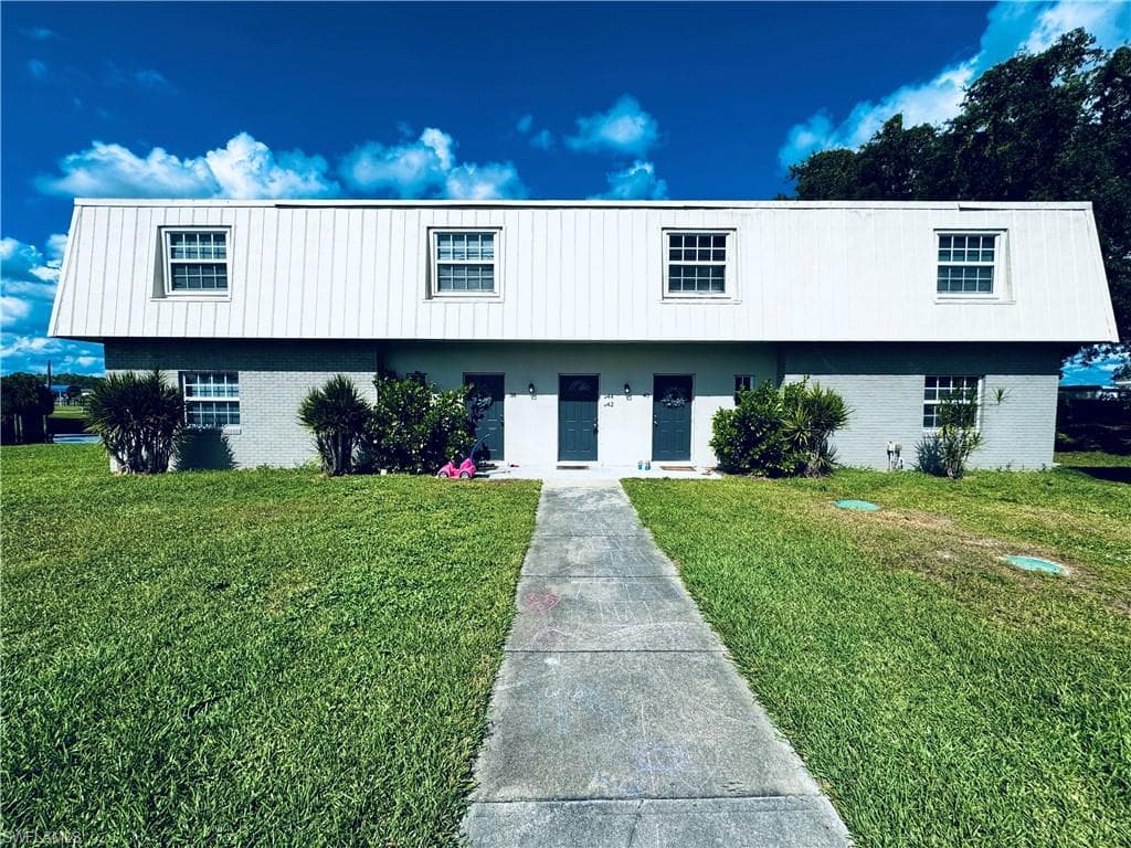 14944 Wise WAY FORT MYERS, FL 33905