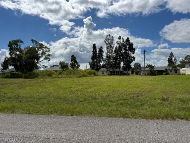 2116 NE 25th TER CAPE CORAL, FL 33909
