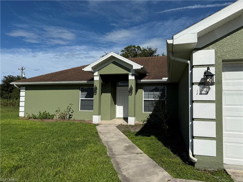 175 Beckley DR LEHIGH ACRES, FL 33974