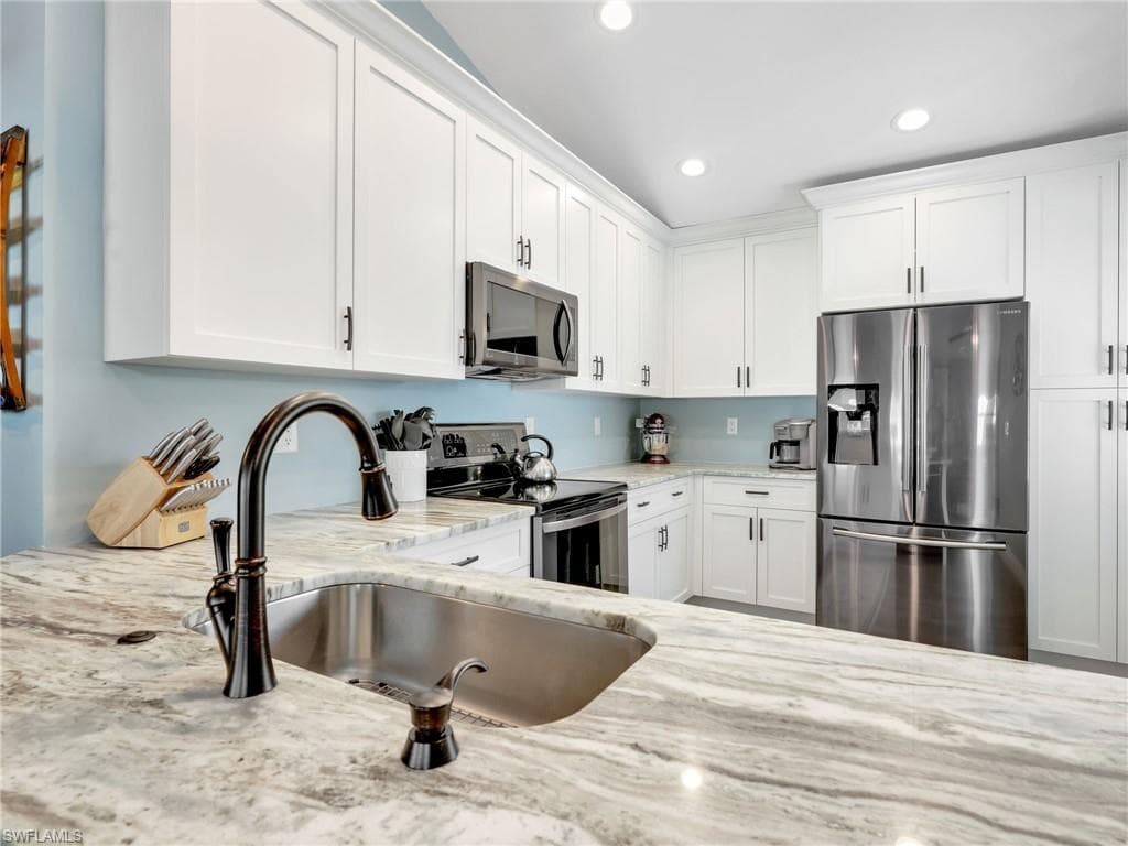 20065 Serene Meadow LN ESTERO, FL 33928