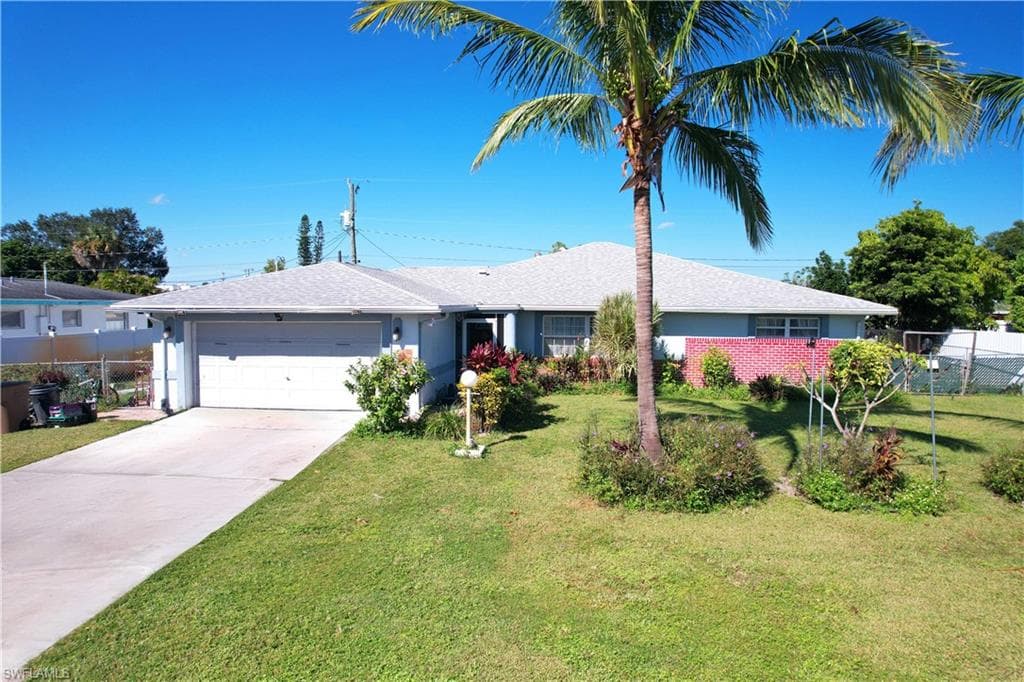 1417 Irondale ST E LEHIGH ACRES, FL 33936