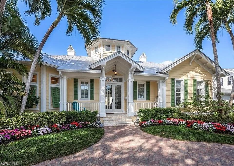 165 Broad AVE S NAPLES, FL 34102