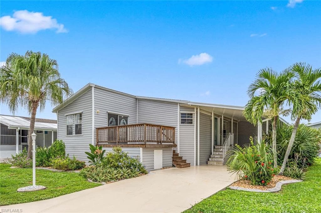 15 Freeman AVE PUNTA GORDA, FL 33950