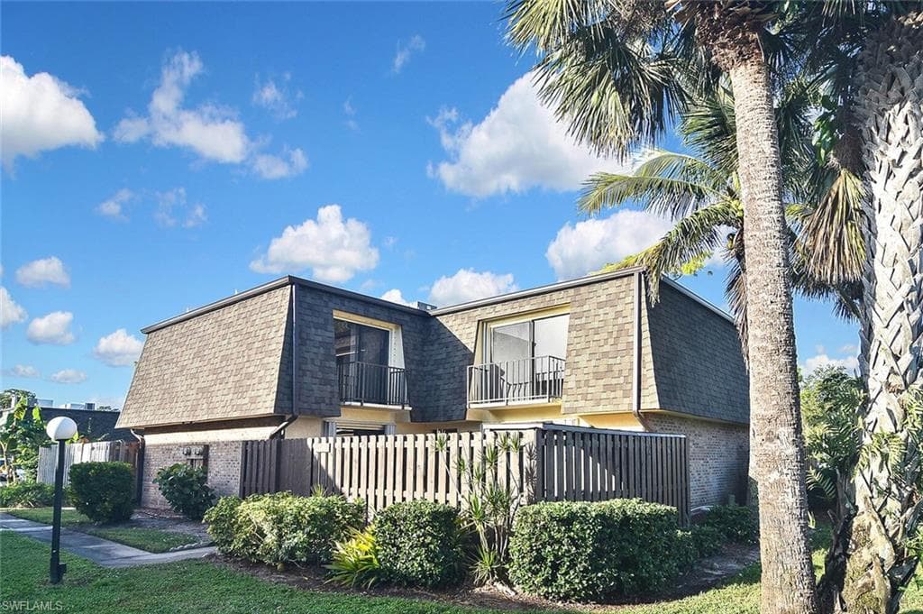 5540 Malt DR 4 FORT MYERS, FL 33907