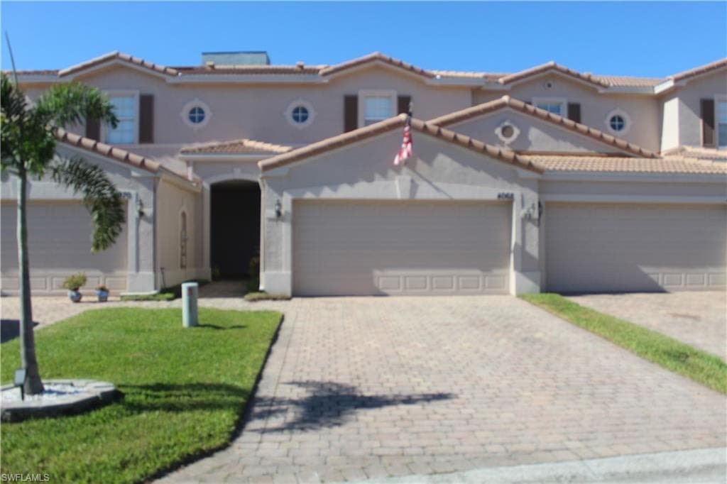4068 Cherrybrook LOOP FORT MYERS, FL 33966
