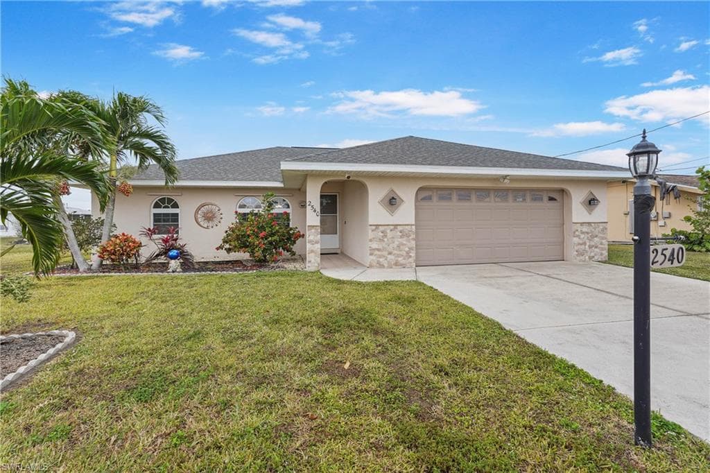 2540 Shelby PKWY CAPE CORAL, FL 33904
