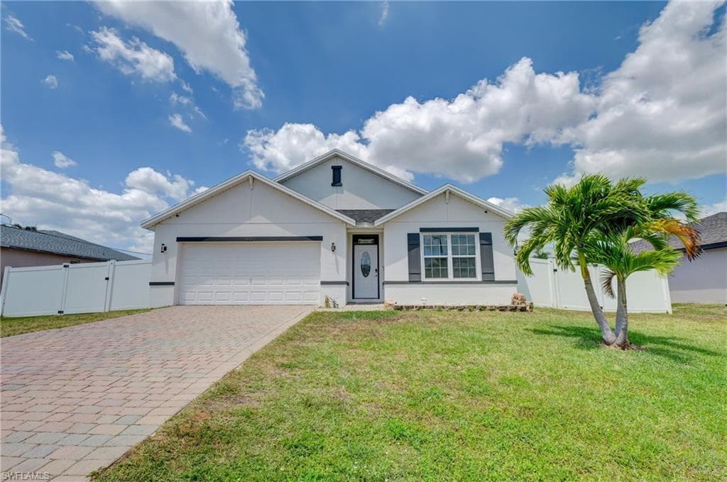 1626 6th AVE CAPE CORAL, FL 33991