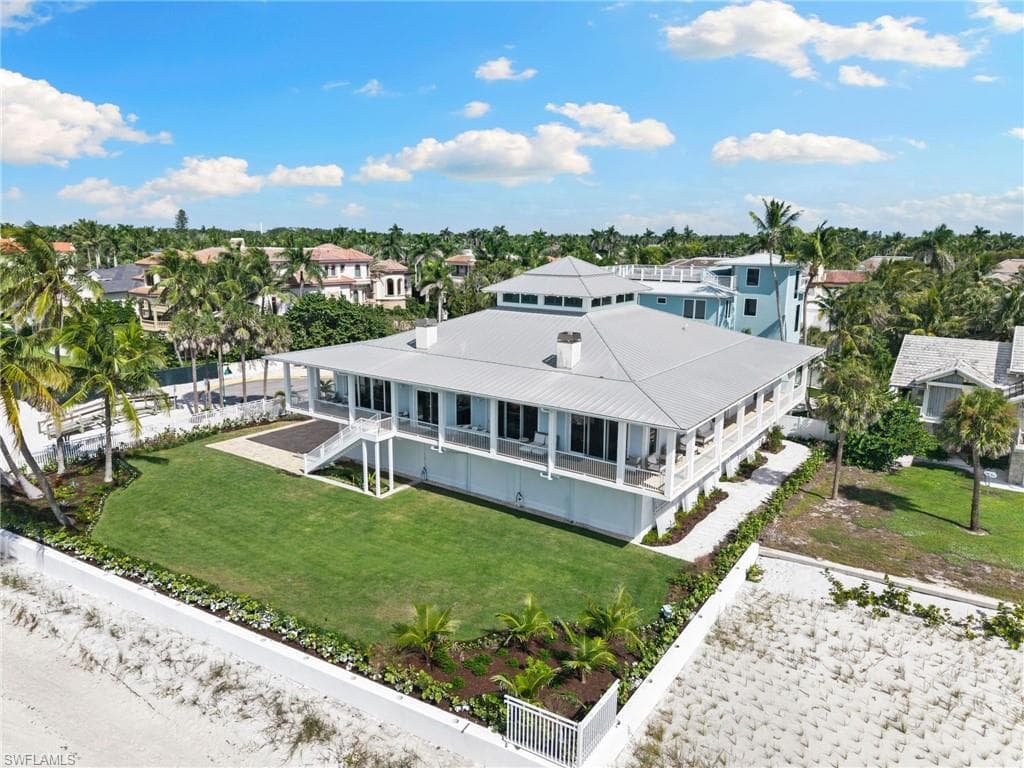 40 32nd AVE S NAPLES, FL 34102