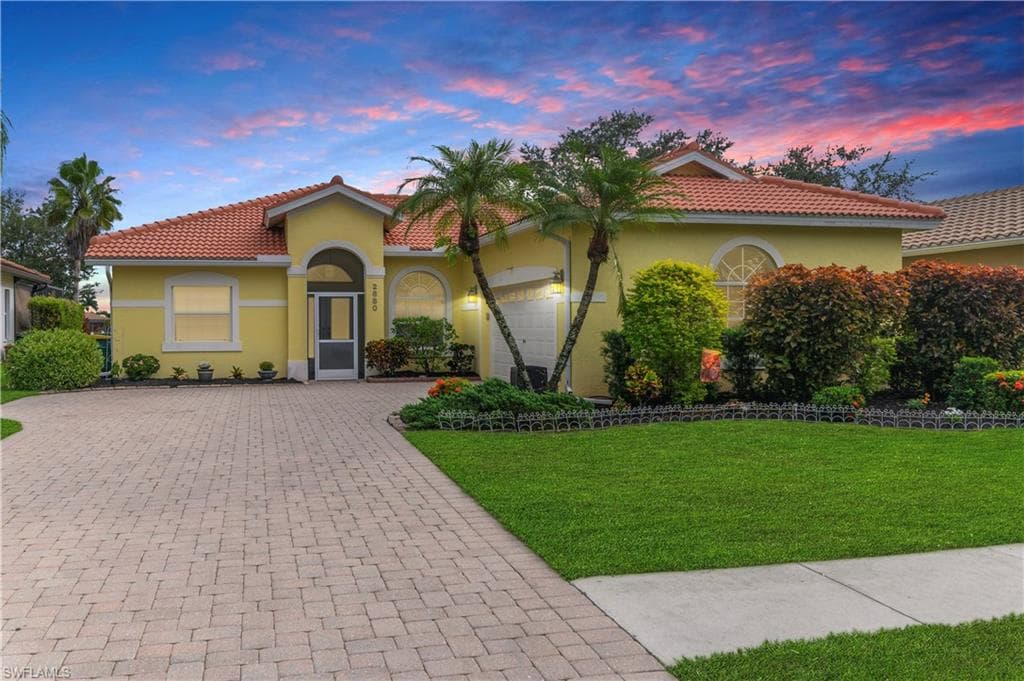 2880 Orange Grove TRL NAPLES, FL 34120