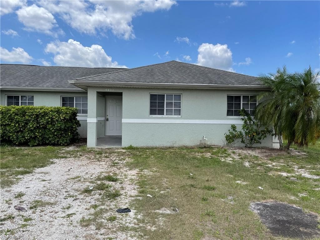 4403 22nd ST SW LEHIGH ACRES, FL 33973