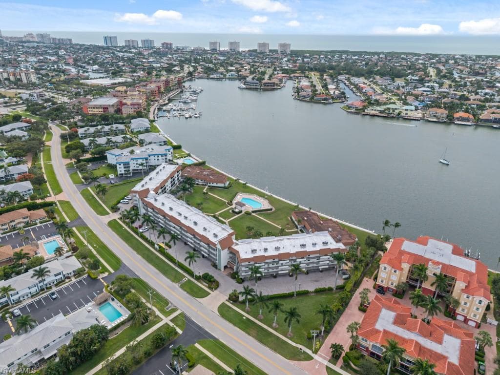 730 Elkcam CIR 309 MARCO ISLAND, FL 34145