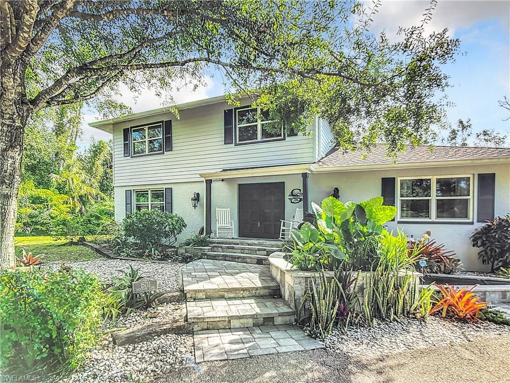 15711 Anderson LN FORT MYERS, FL 33912