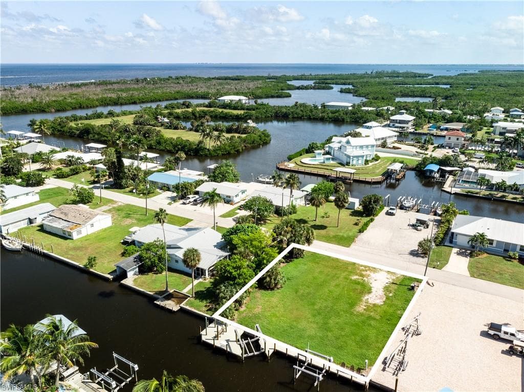 16269 Buccaneer ST BOKEELIA, FL 33922