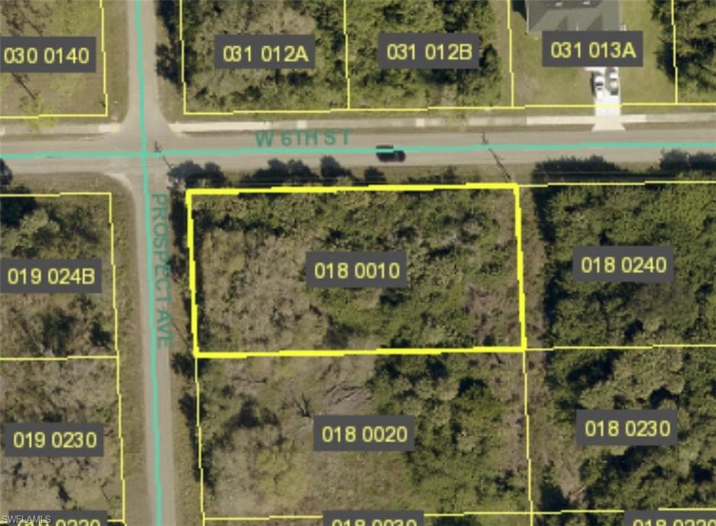 522 Prospect AVE LEHIGH ACRES, FL 33972
