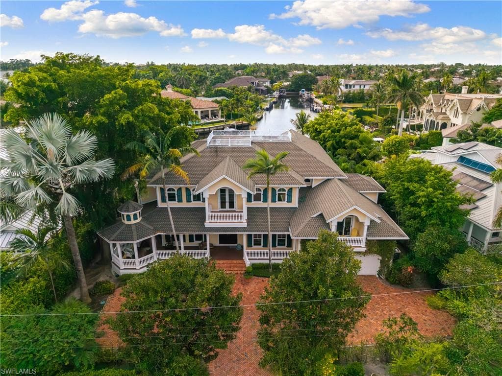 2170 Marina DR NAPLES, FL 34102