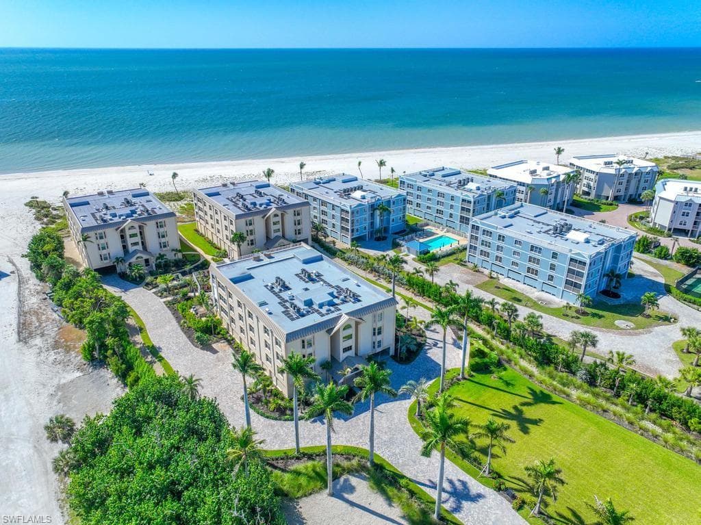 3131 W Gulf DR 305 SANIBEL, FL 33957