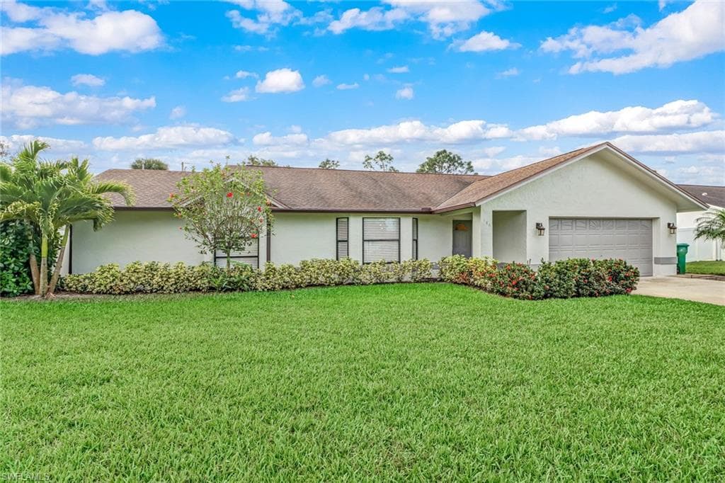 186 Wickliffe DR NAPLES, FL 34110