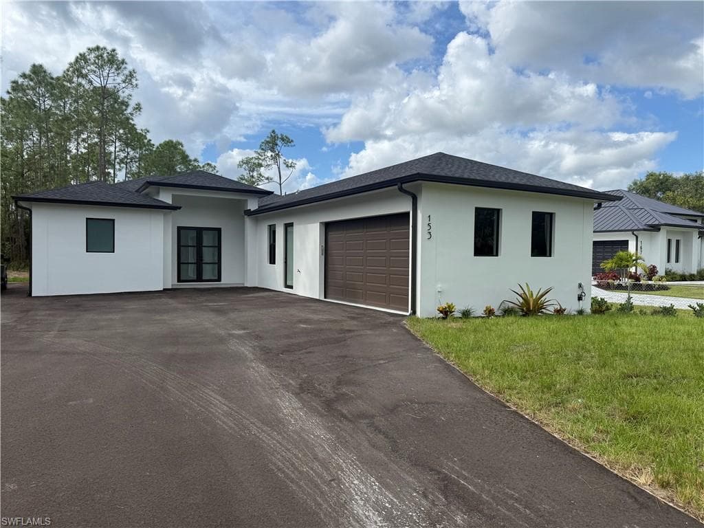 153 Everglades BLVD N NAPLES, FL 34120