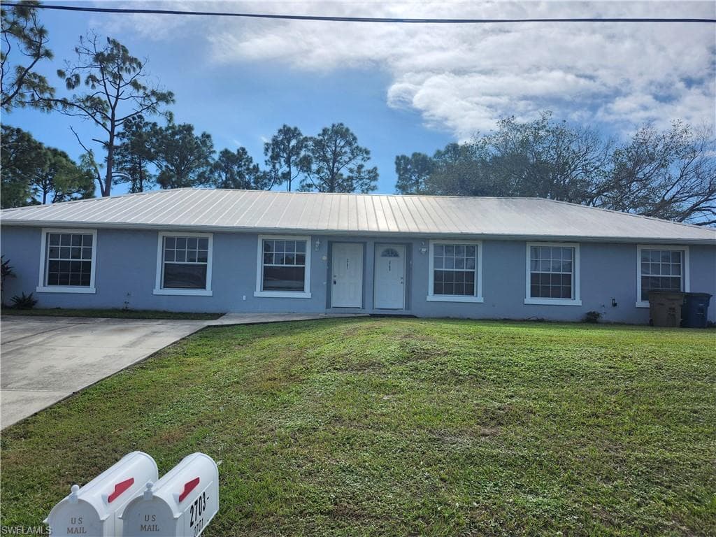 2701 Owen AVE 2703 LEHIGH ACRES, FL 33973