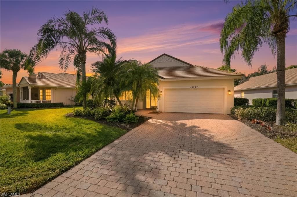 15327 Yellow Wood DR ALVA, FL 33920