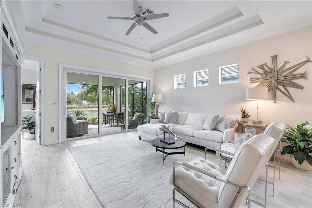 5831 Haiti DR NAPLES, FL 34113