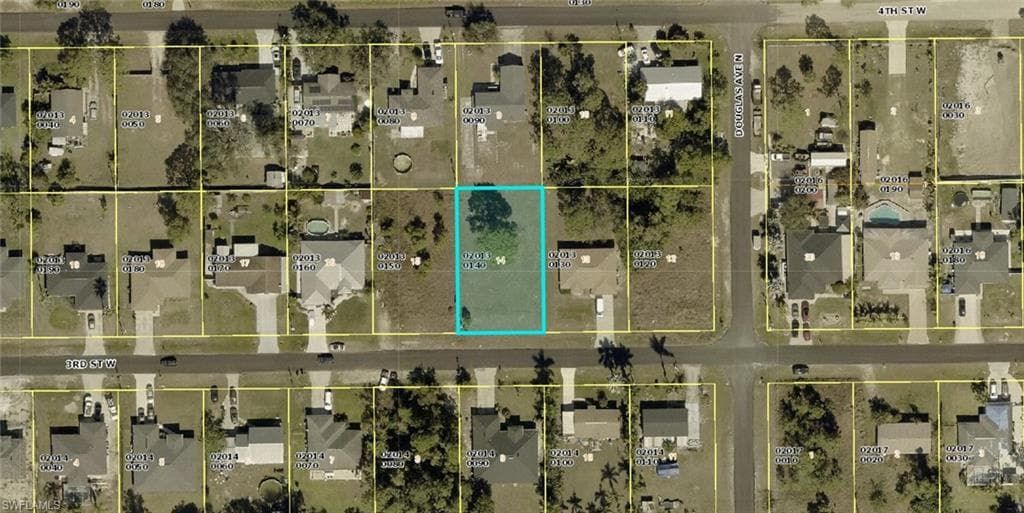 4204 3rd ST W LEHIGH ACRES, FL 33971