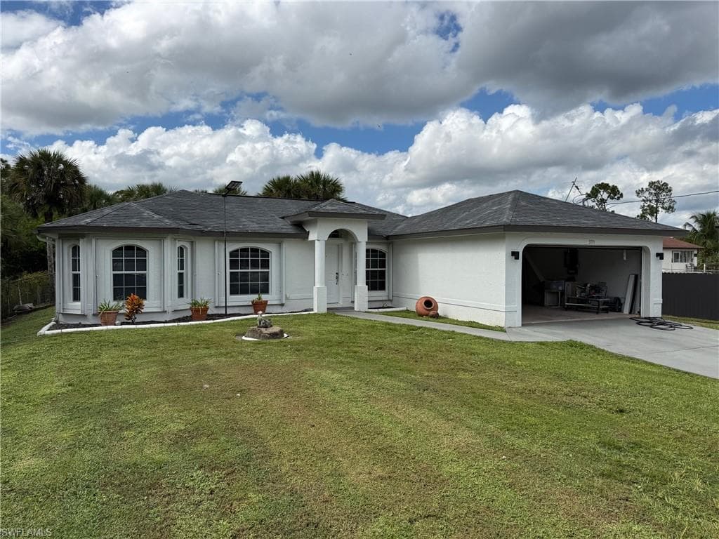 3335 Everglades BLVD S NAPLES, FL 34117