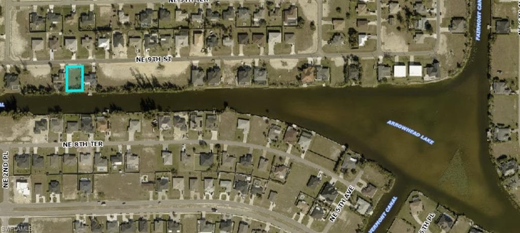 304 NE 9th ST CAPE CORAL, FL 33909
