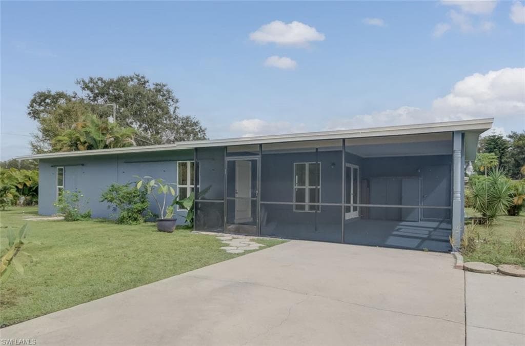 345 Georgia LN FORT MYERS, FL 33905