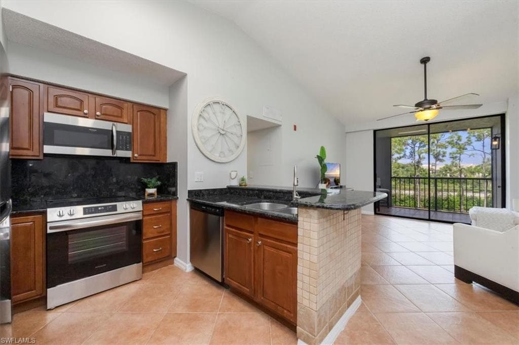13545 Eagle Ridge DR 834 FORT MYERS, FL 33912