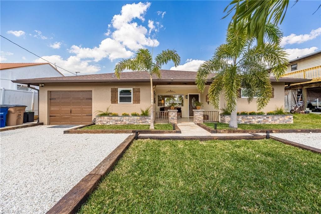 13486 Caribbean BLVD FORT MYERS, FL 33905